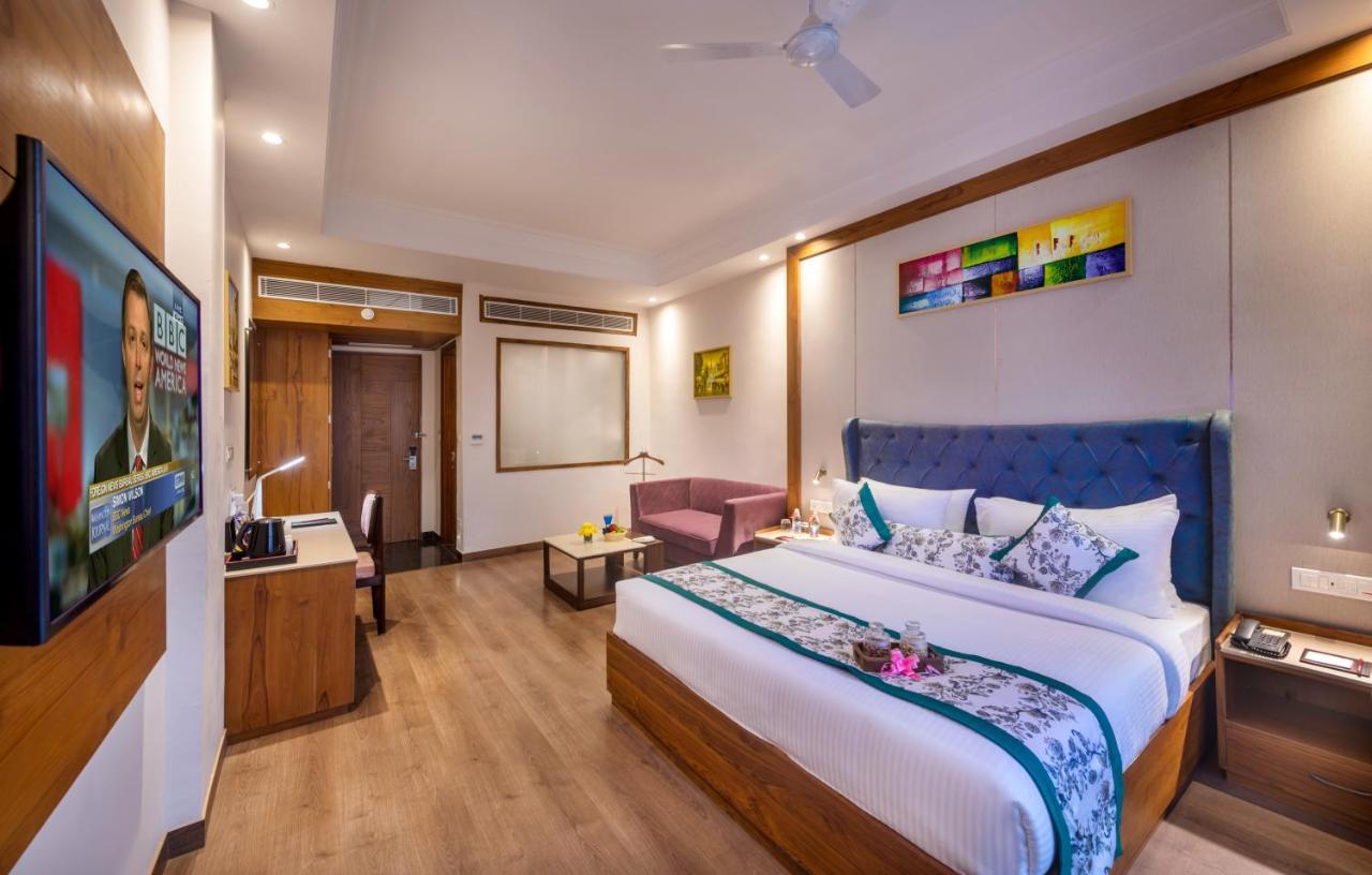 Lords Inn Chandigarh Zirakpur Εξωτερικό φωτογραφία