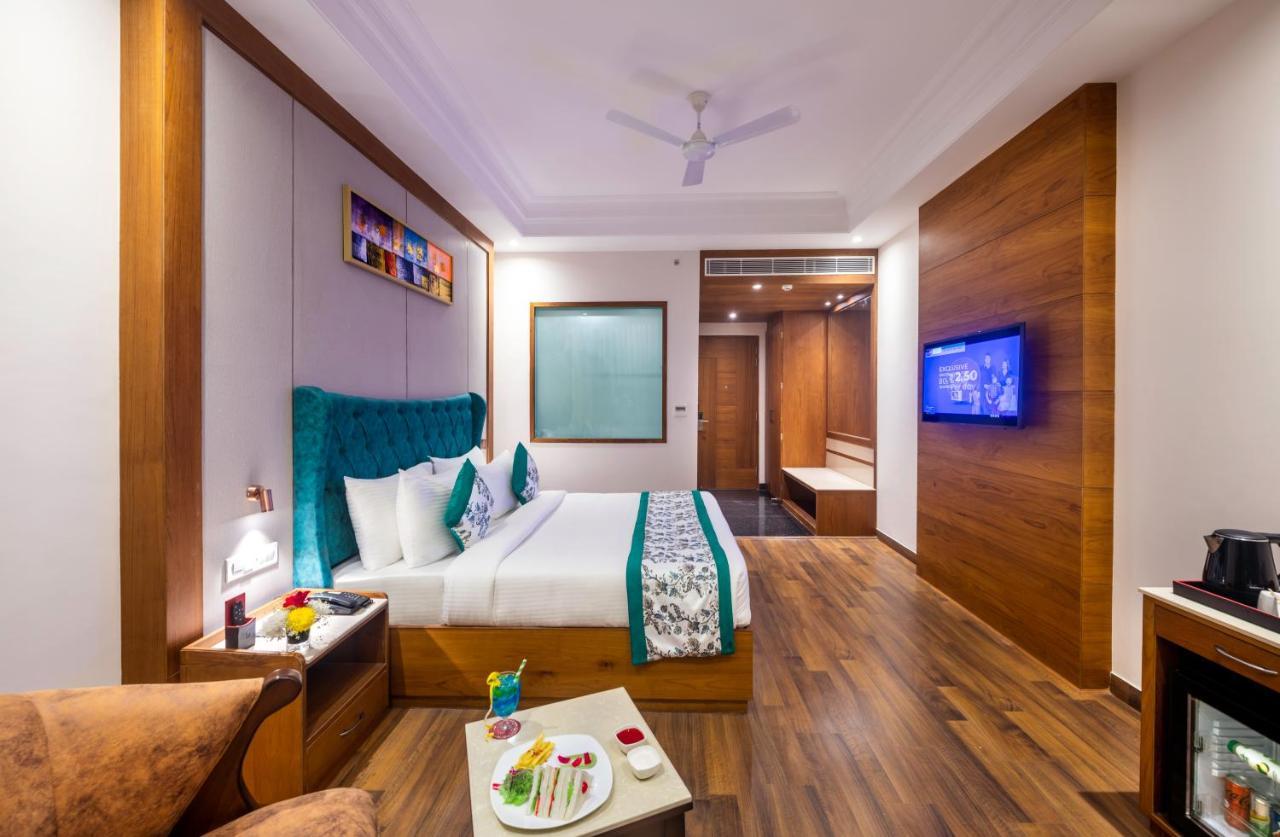 Lords Inn Chandigarh Zirakpur Εξωτερικό φωτογραφία