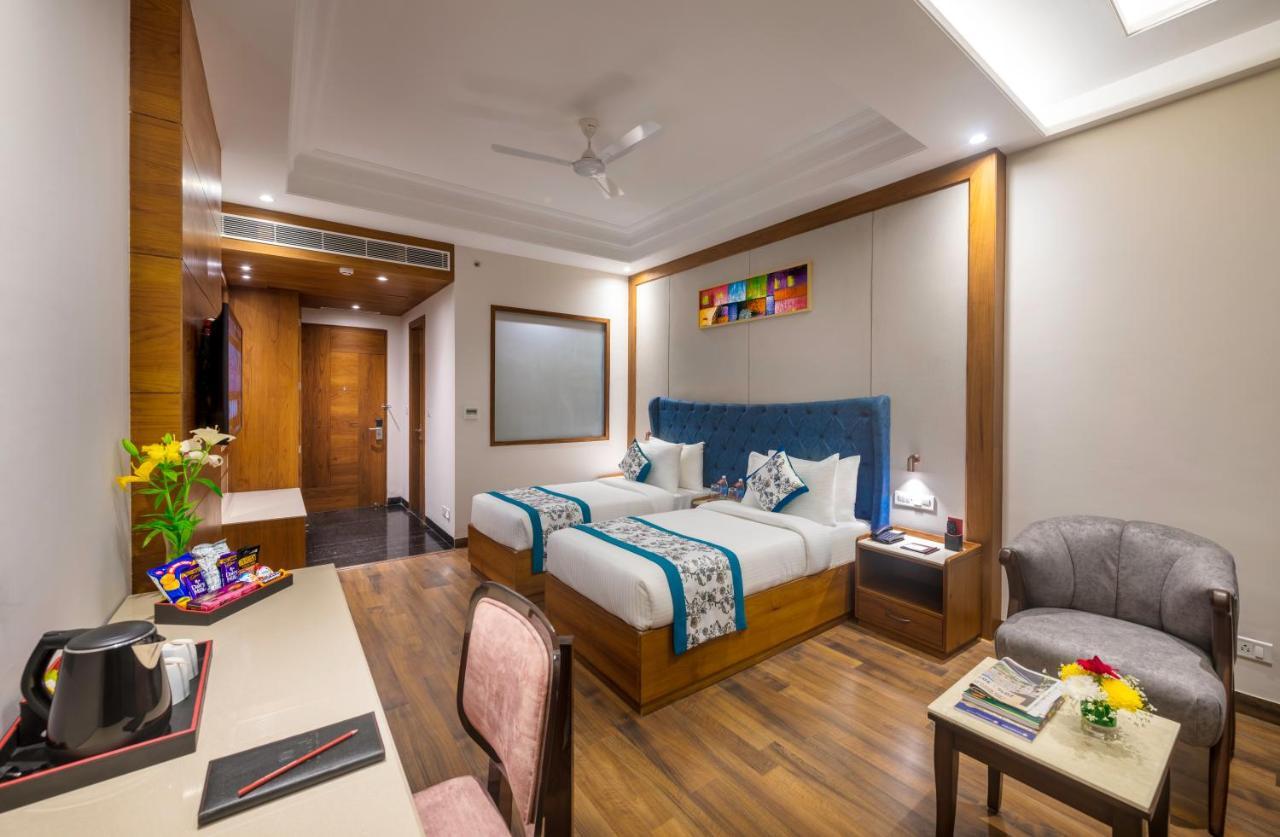 Lords Inn Chandigarh Zirakpur Εξωτερικό φωτογραφία